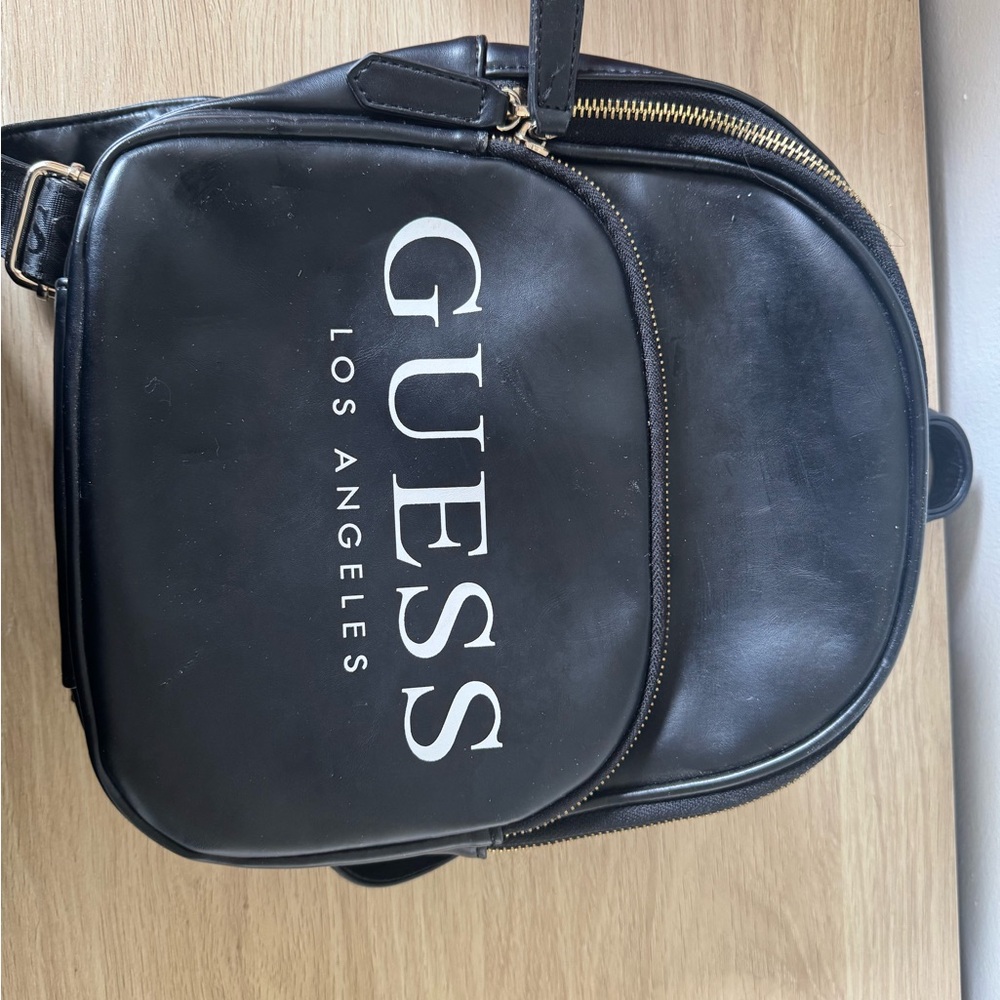 Guess Black Backpack Classic Design